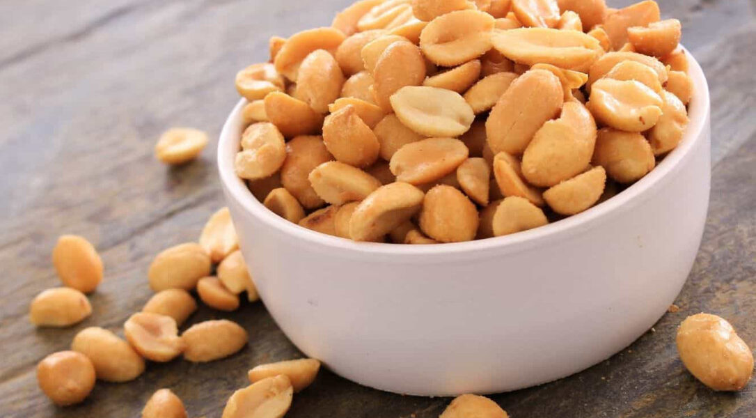 The Best Food For Men’s Health Is Peanuts